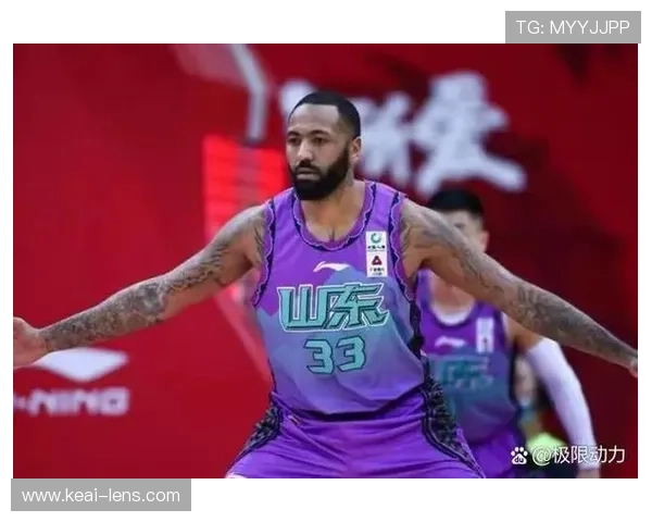 联赛激战正酣积分榜风云变幻豪强逐鹿冠军悬念升级争夺白热化态势 - 副本 (4)