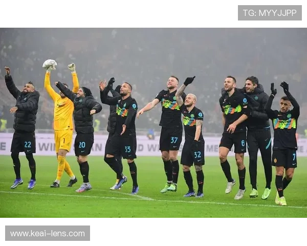 聚焦世界杯加时赛赛制演变与胜负悬念解析对球队战术与心理博弈影响 - 副本 - 副本 - 副本 - 副本