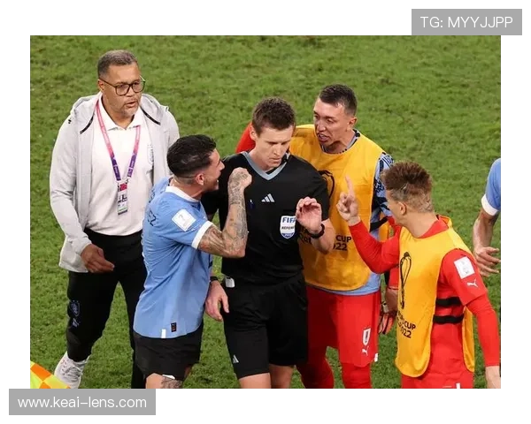 聚焦世界杯裁判哨声频率背后的判罚尺度与比赛节奏变化深层解析 - 副本 (5) - 副本 - 副本