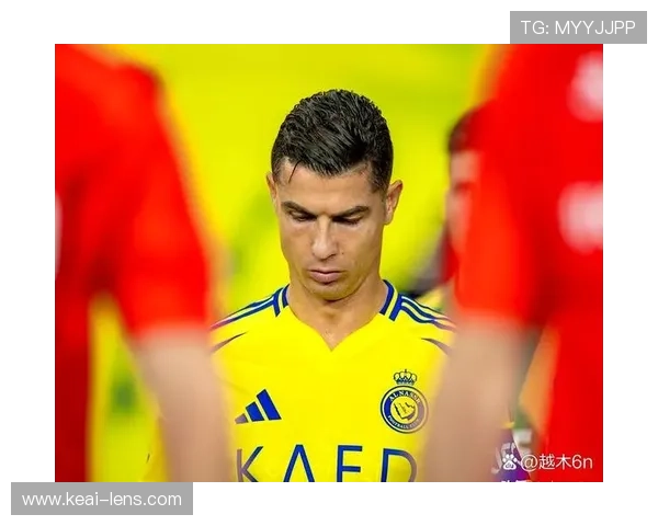 C罗关键进球助曼联逆转胜利引爆欧冠赛场热议